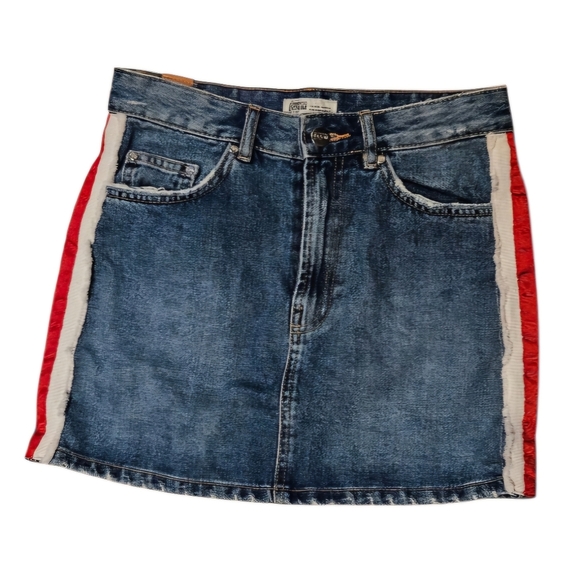 Zara Trafaluc TRF Denim Jean Mini Skirt w/Red & White Stripes size XS EUC - Picture 2 of 7